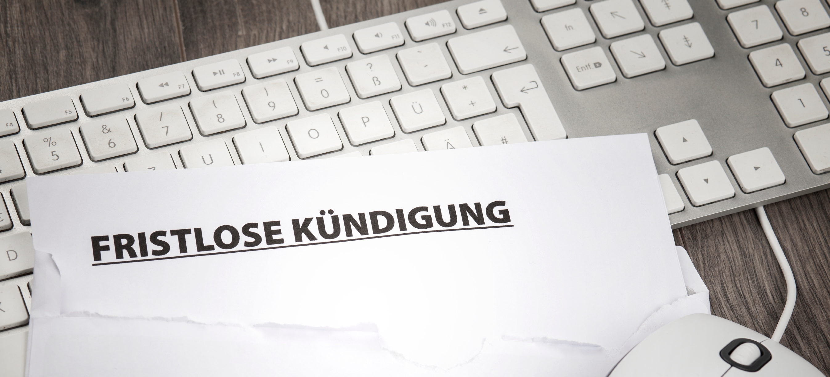 Fristlose Kündigung Bei Beleidigung Und Gewalttätigkeit